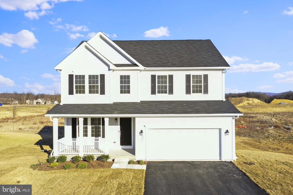 1573 Finch Dr, Chambersburg, PA 17202 - photo 1