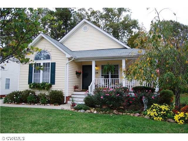 Exterior Front - Welcome to 1613 St Thomas Drive i