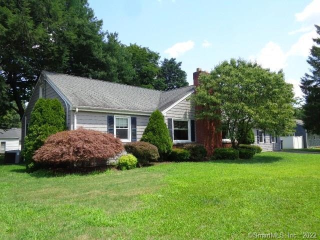 23 Laurel St, Trumbull, CT 06611 - photo 1