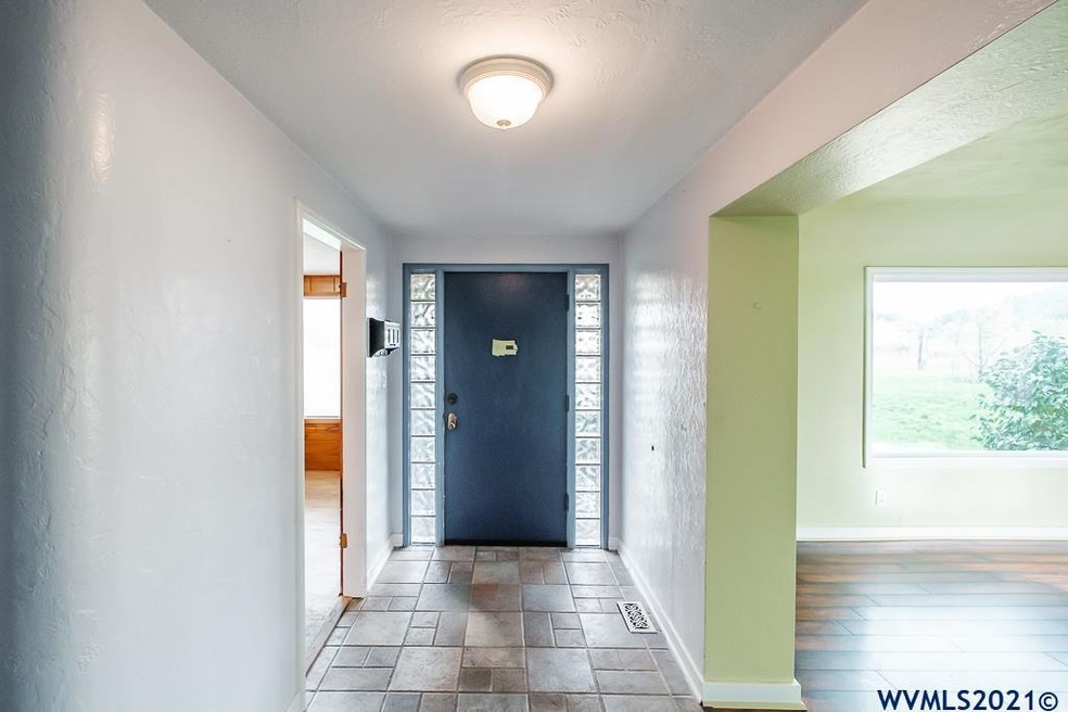 1711 Bailey St, Philomath, OR 97370 - photo 1