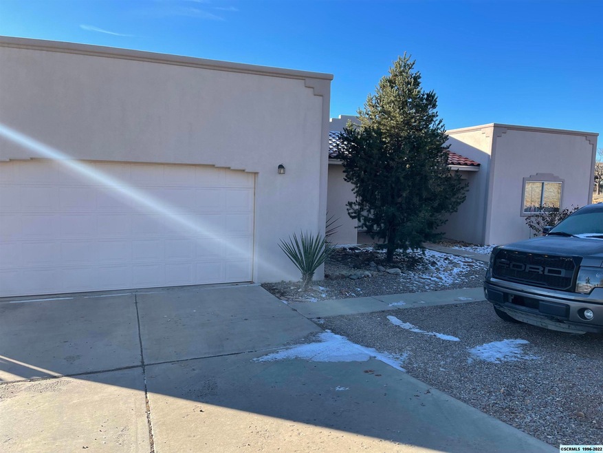 838 E Apache St unit 2, Silver City, NM 88061 - photo 1