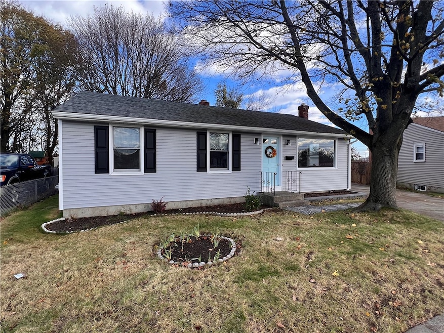 314 Rhode Island Ave, Pawtucket, RI 02860 - photo 1