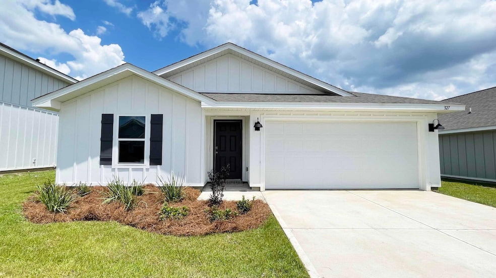 327 Flounder St, Crestview, FL 32539 - photo 1