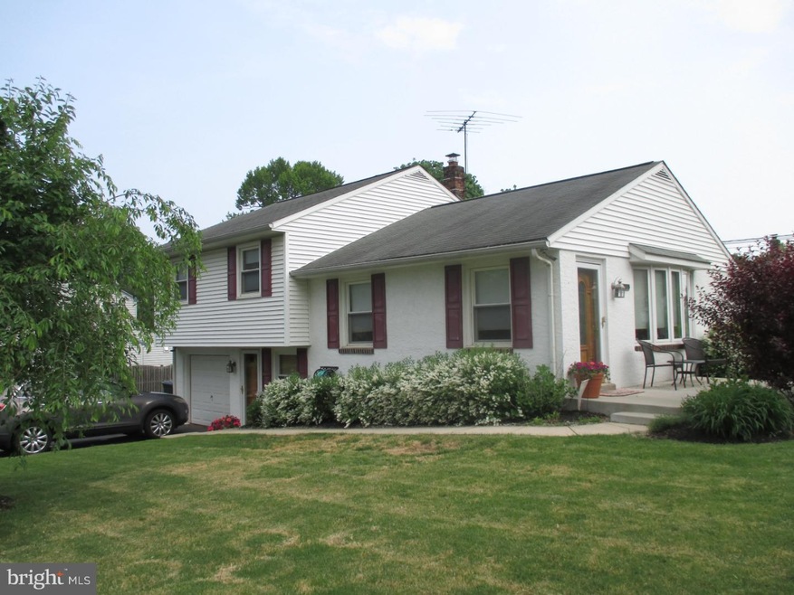 2997 Lovell Ave, Broomall, PA 19008 - photo 1