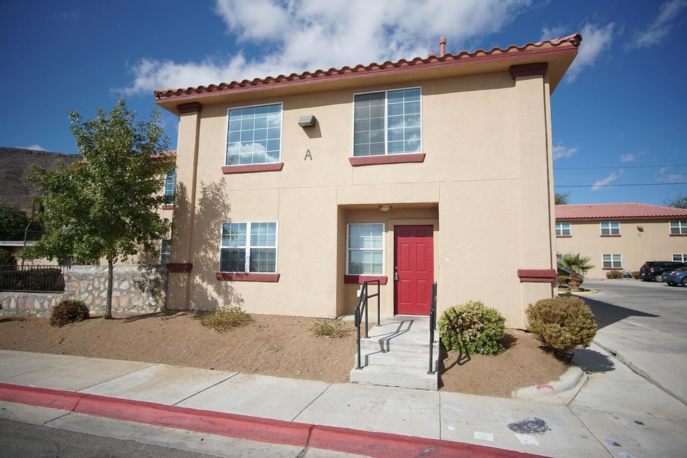 2413 Tremont Ave unit A1, El Paso, TX 79930 - photo 1