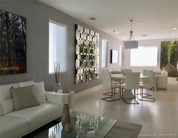 10261 NW 72nd St, Doral, FL 33178 - photo 1