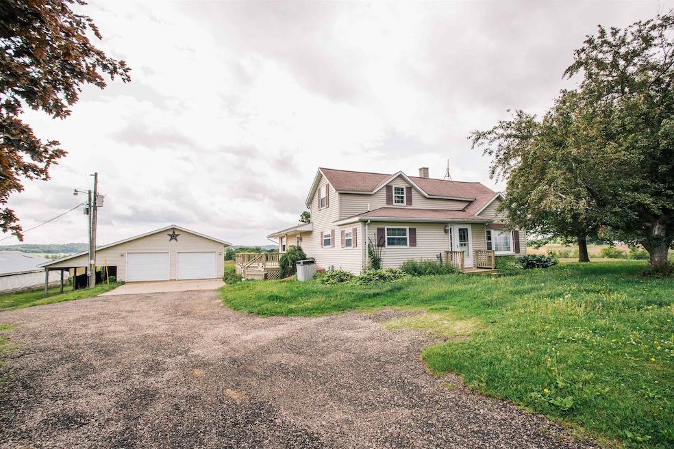 For Sale $399,900 • Co-Listing Agent