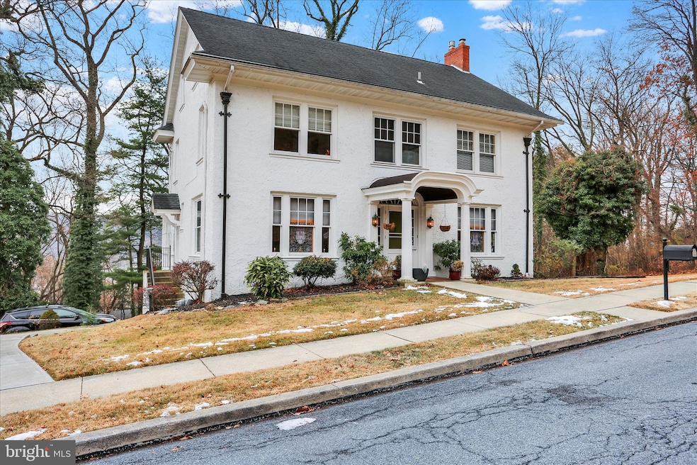 1810 Holly Rd, Reading, PA 19602 - photo 1