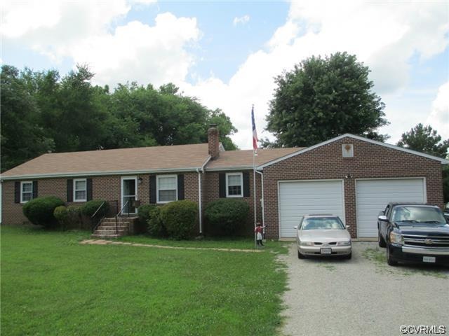 12841 Lodore Rd, Amelia Court House, VA 23002 - photo 1