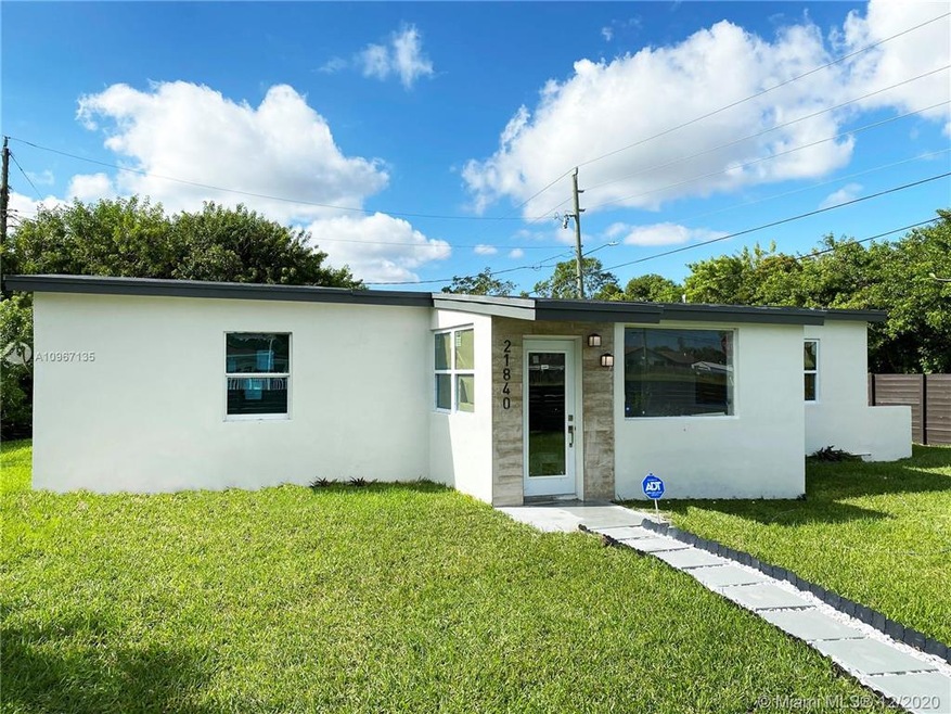 21840 SW 112th Ave, Miami, FL 33170 - photo 1
