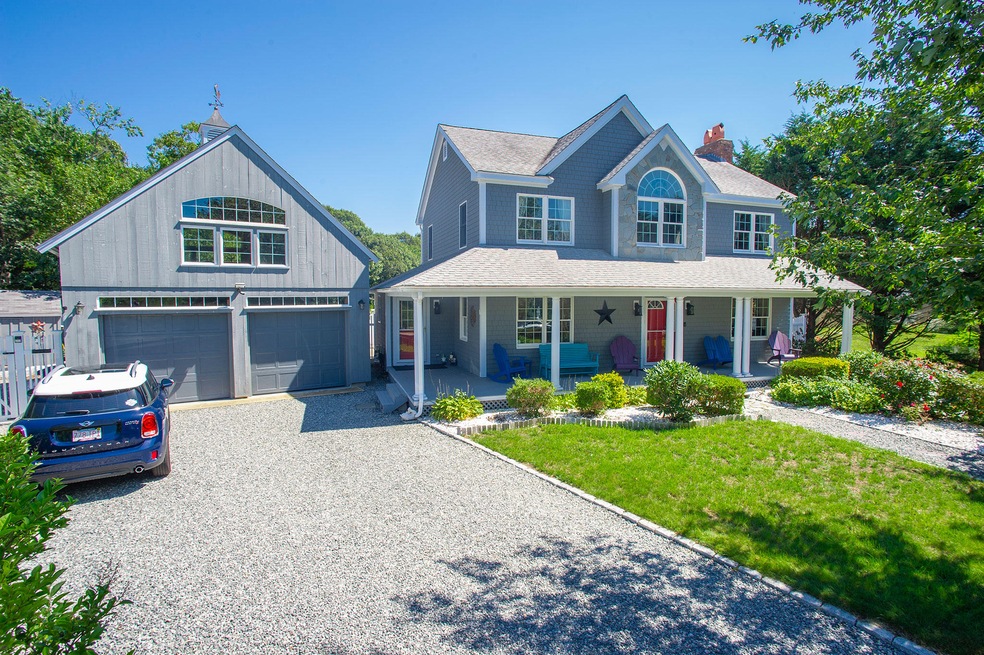 3 Laura's Way, Oak Bluffs, MA 02557 - photo 1