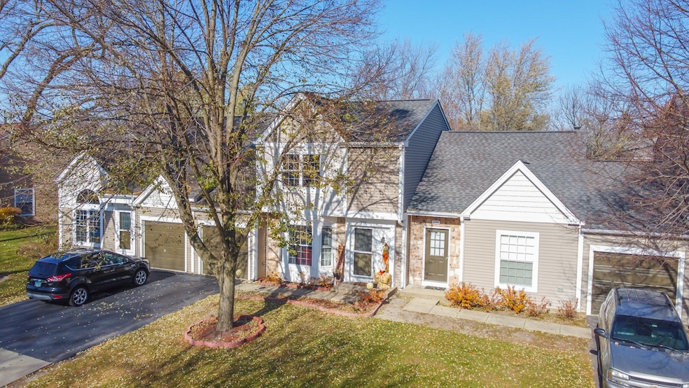 2104 Teton Pkwy, Algonquin, IL 60102 - photo 1