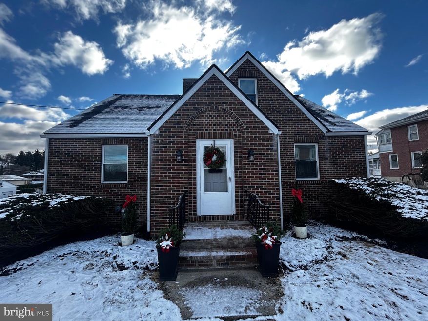 1008 Fern Ave, Reading, PA 19607 - photo 1