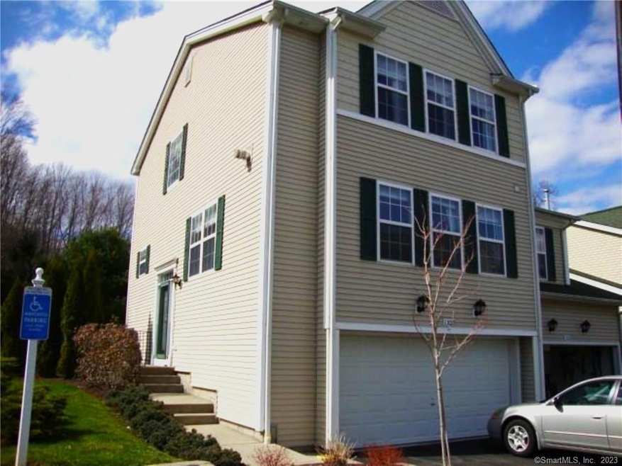 1300 Lexington Blvd unit 1300, Bethel, CT 06801 - photo 1