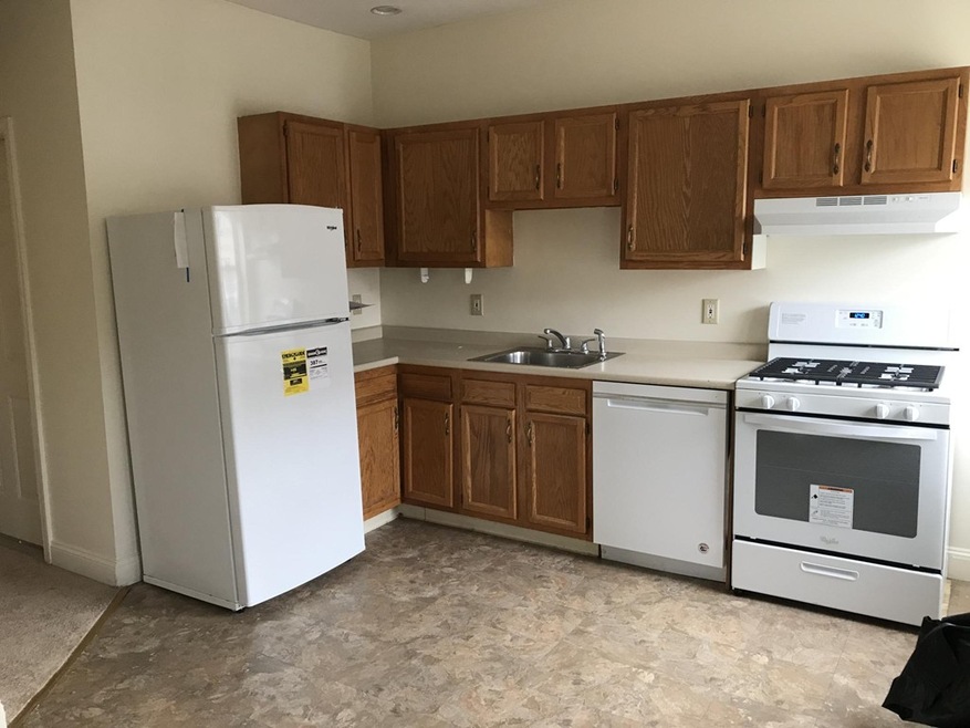 624 Main St unit 2, Winchester, MA 01890 - photo 1