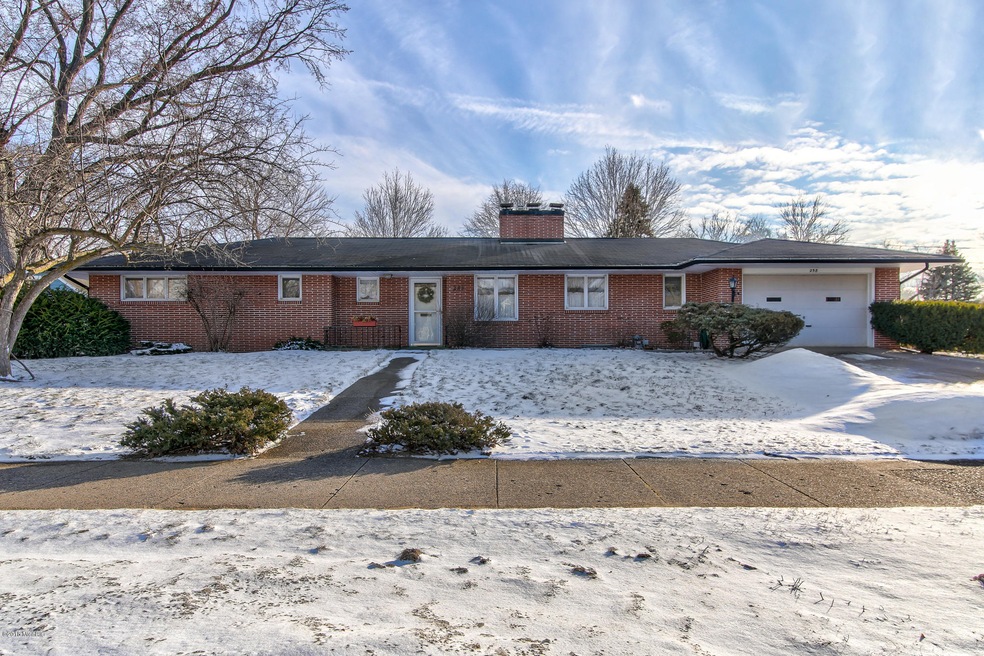 258 W 24th St Blended-2
