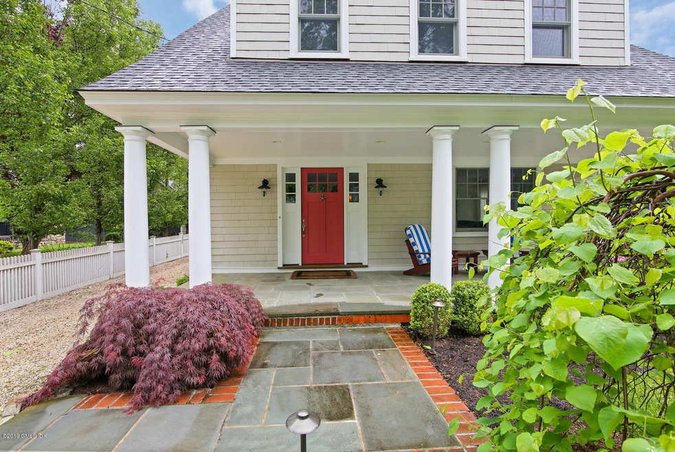 12 Hendrie Dr, Old Greenwich, CT 06870 - photo 1