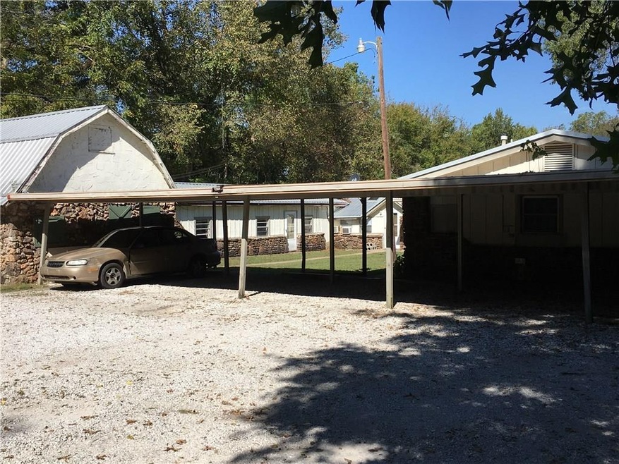 410 Dickson St unit C, Bentonville, AR 72712 - photo 1