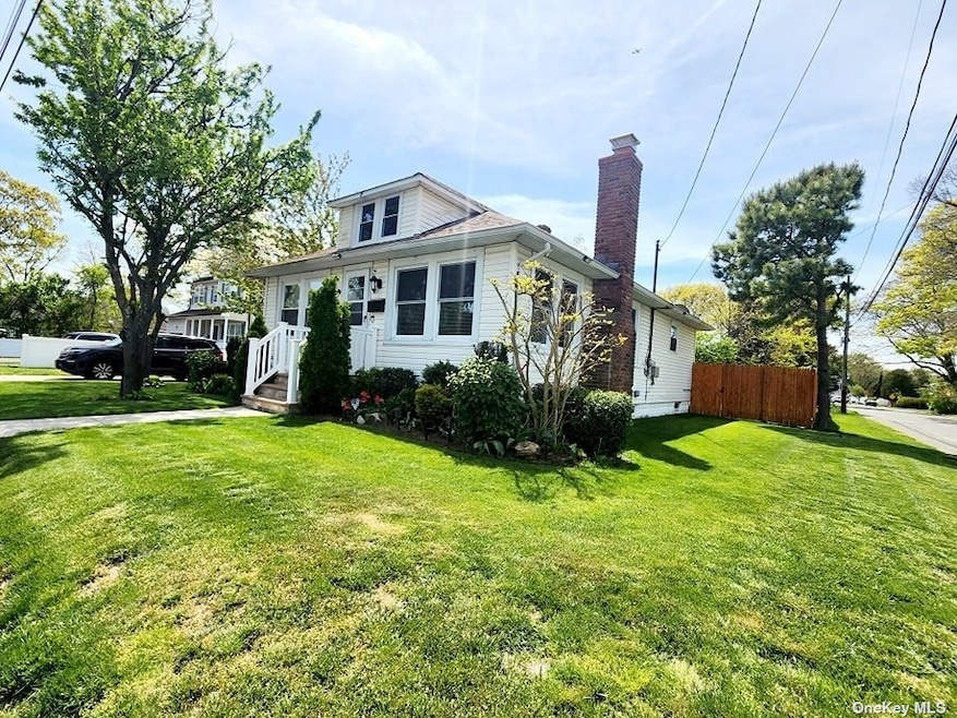 1740 Quarter St, West Babylon, NY 11704 - photo 1