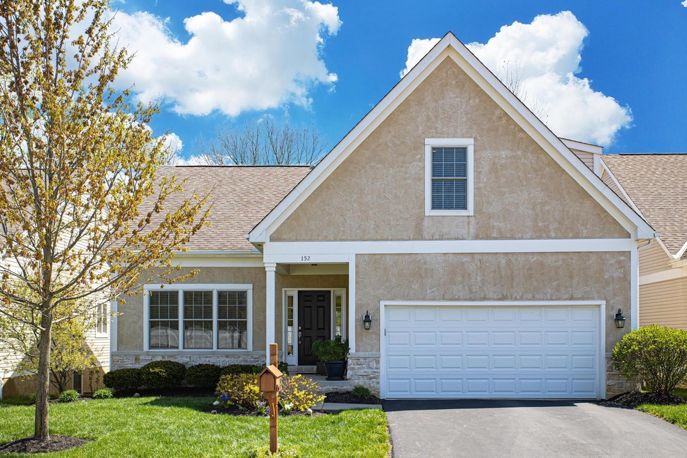 152 Creekside Green 002