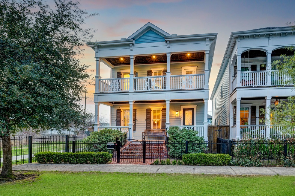703 Tulane St, Houston, TX 77007 - photo 1