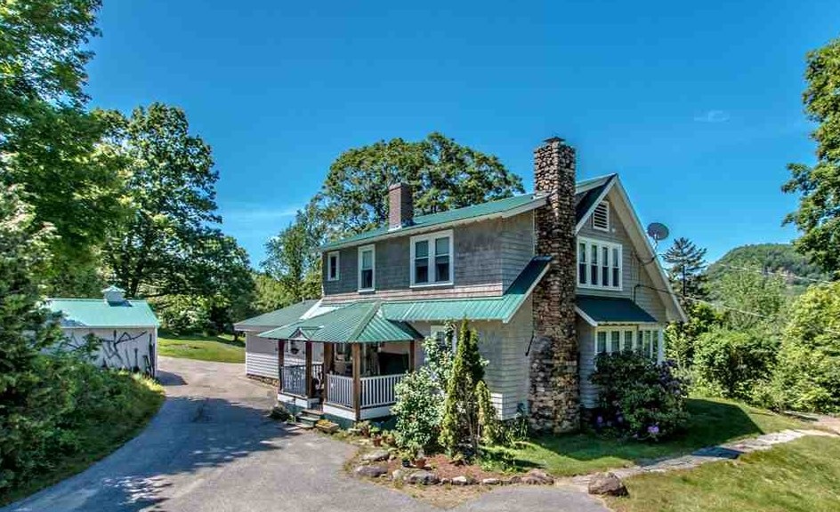 A single family home in a 2-unit condominium.