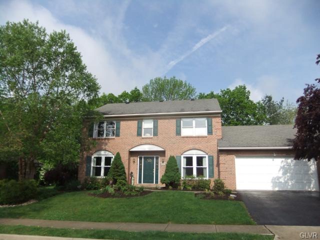 82 Madison Ln, Whitehall, PA 18052 - photo 1