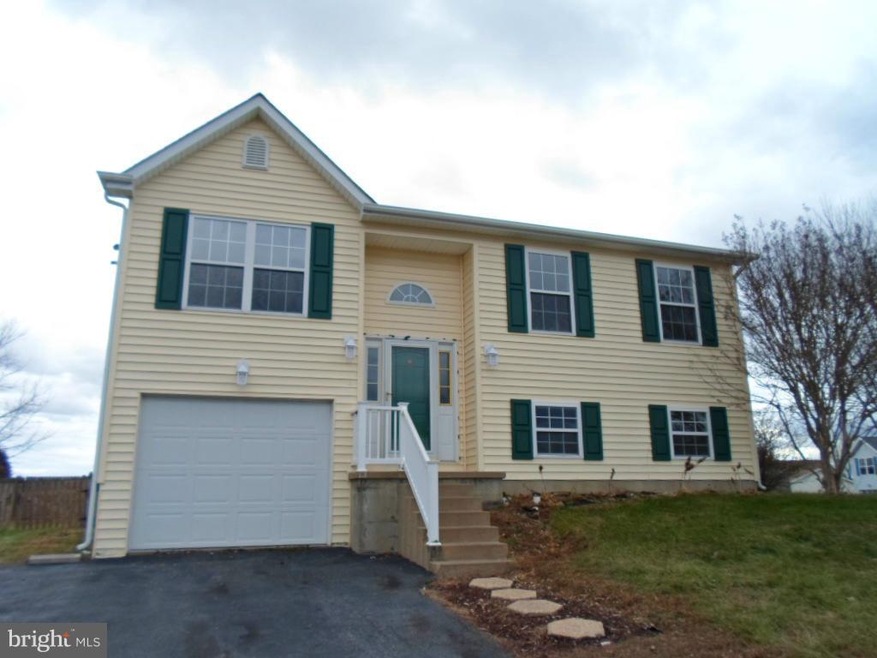 20 Starbright Ct, Martinsburg, WV 25404 - photo 1