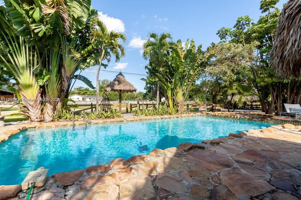 11450 SW 17th St unit A, Davie, FL 33325 - photo 1