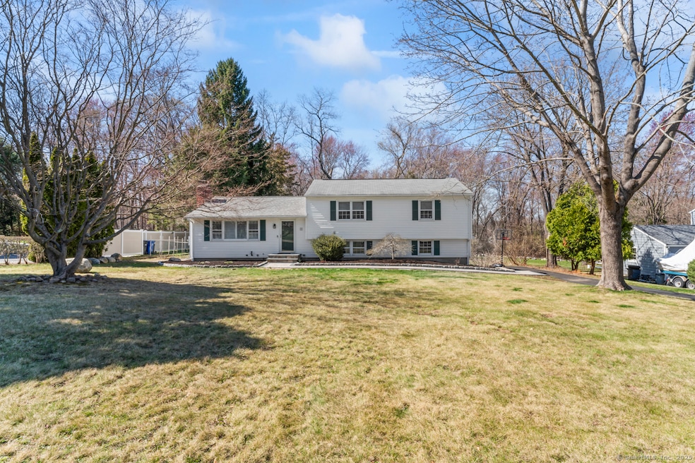 22 Budd Dr, Bethel, CT 06801 - photo 1