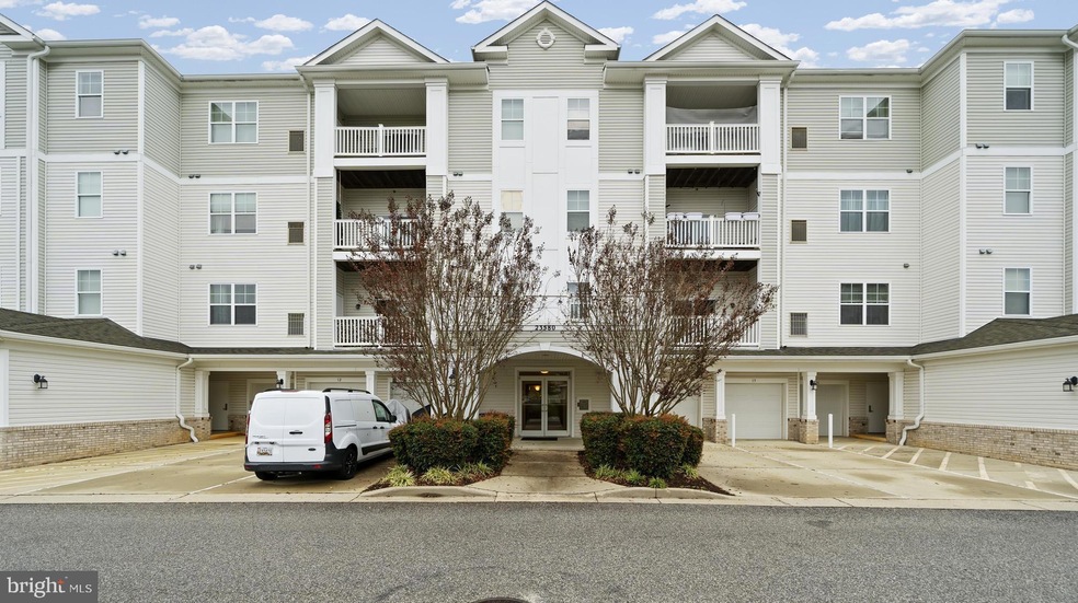23580 F D R Blvd unit 201, California, MD 20619 - photo 1