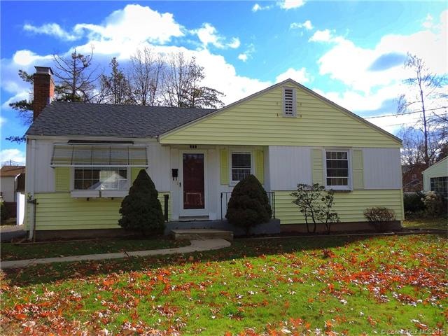 Perfect home for one floor living!