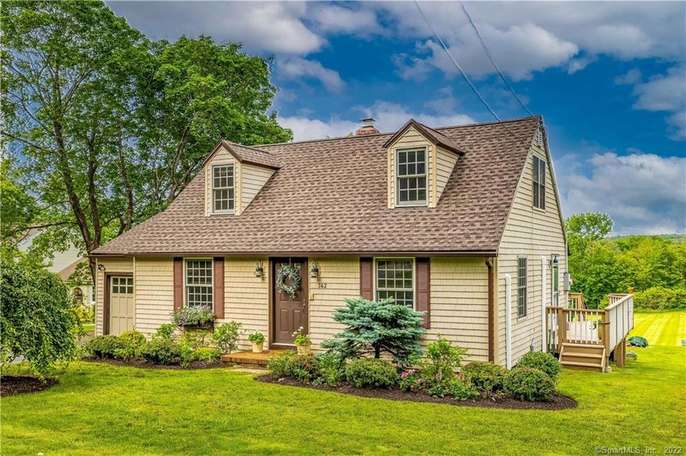 Cedar Impression vinyl shake siding