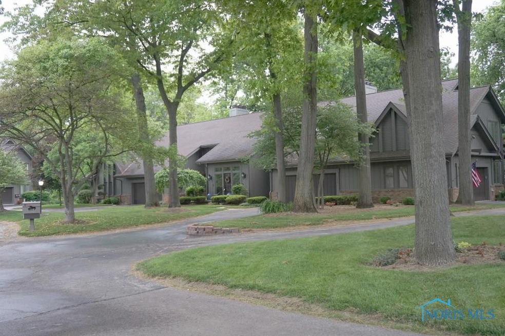 5458 N Citation Rd unit B5458, Ottawa Hills, OH 43615 - photo 1