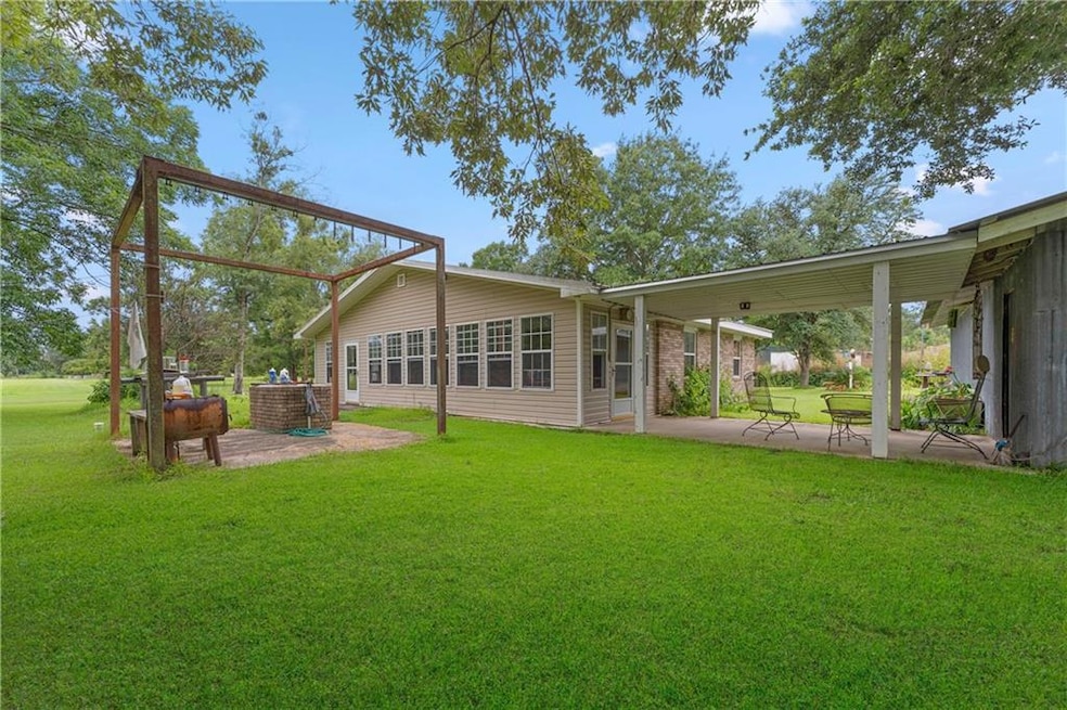 12373 Wadesboro Rd, Ponchatoula, LA 70454 - photo 1