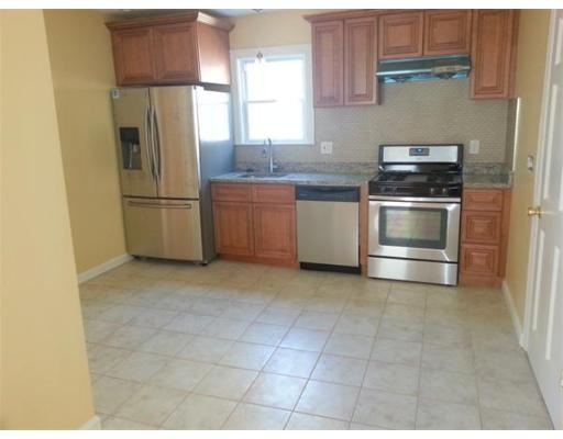 39 Saunders St unit 39, Allston, MA 02134 - photo 1