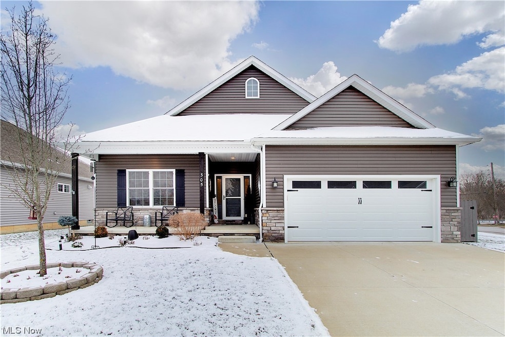 305 Alissa Ln, Canal Fulton, OH 44614 - photo 1