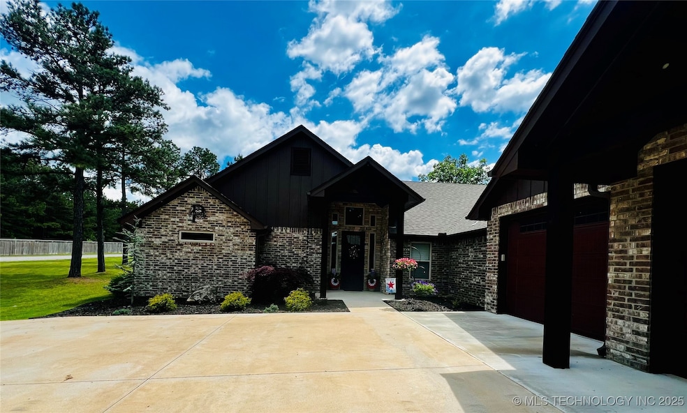 For Sale $425,900