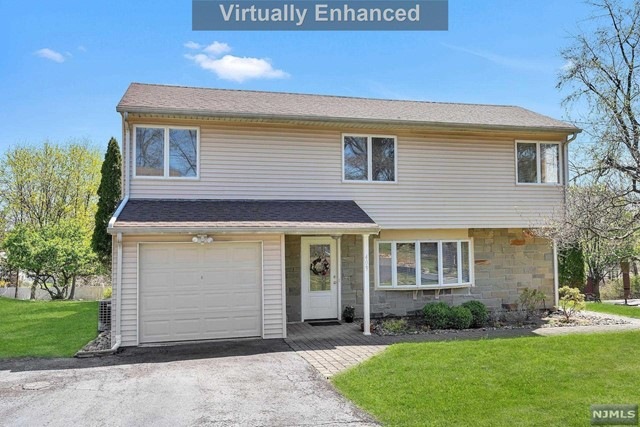 409 West Ave, Northvale, NJ 07647 - photo 1