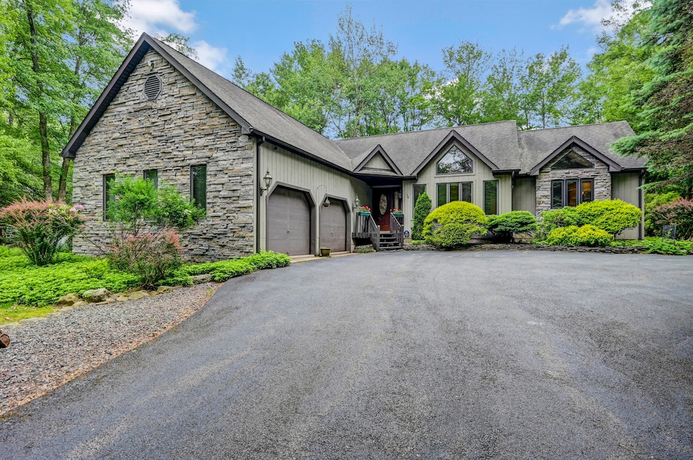 Pending $639,900