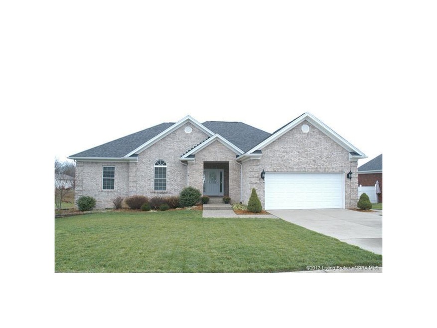 4113 Highland Oaks Dr, New Albany, IN 47150 - photo 1