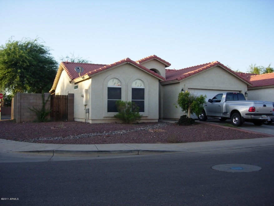 FRONT HOUSE