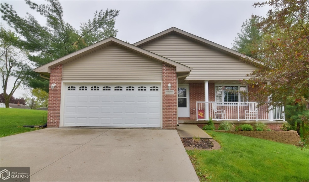 501 E 19th St S unit 1, Newton, IA 50208 - photo 1