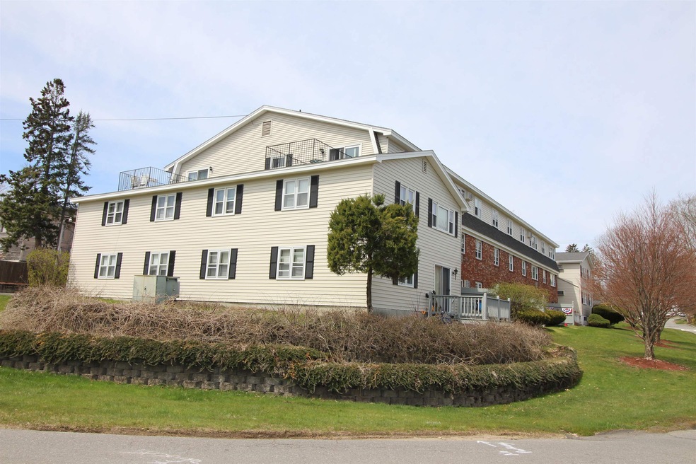 73 E Broadway unit H, Derry, NH 03038 - photo 1