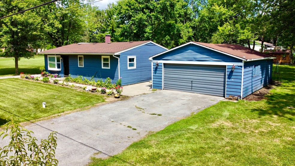 3348 E Red Oak Ln, Crete, IL 60417 - photo 1