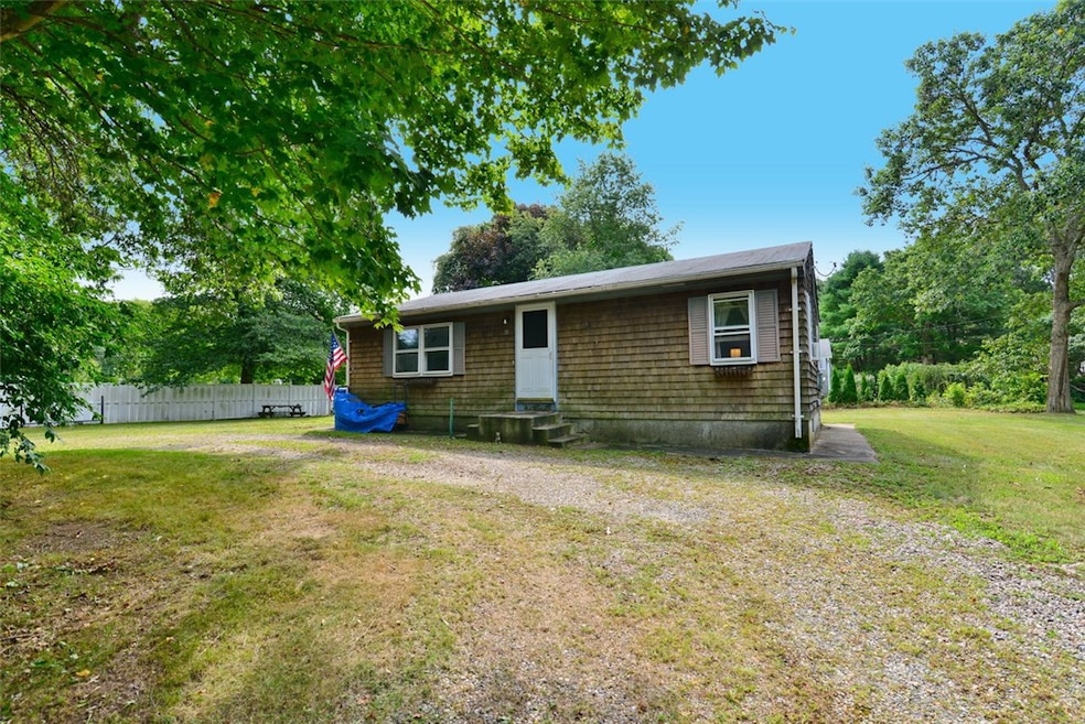 18 Indian Head Trail, Wakefield, RI 02879 - photo 1