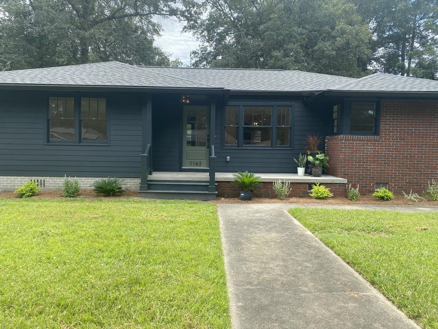 1E668A2D-3EE8-44F0-AA42-B65E17D8CF16