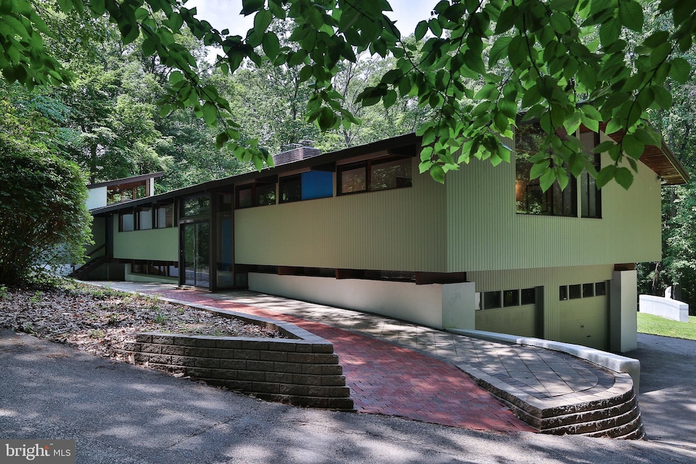 1 Mchugh Ln, Valley Forge, PA 19481 - photo 1