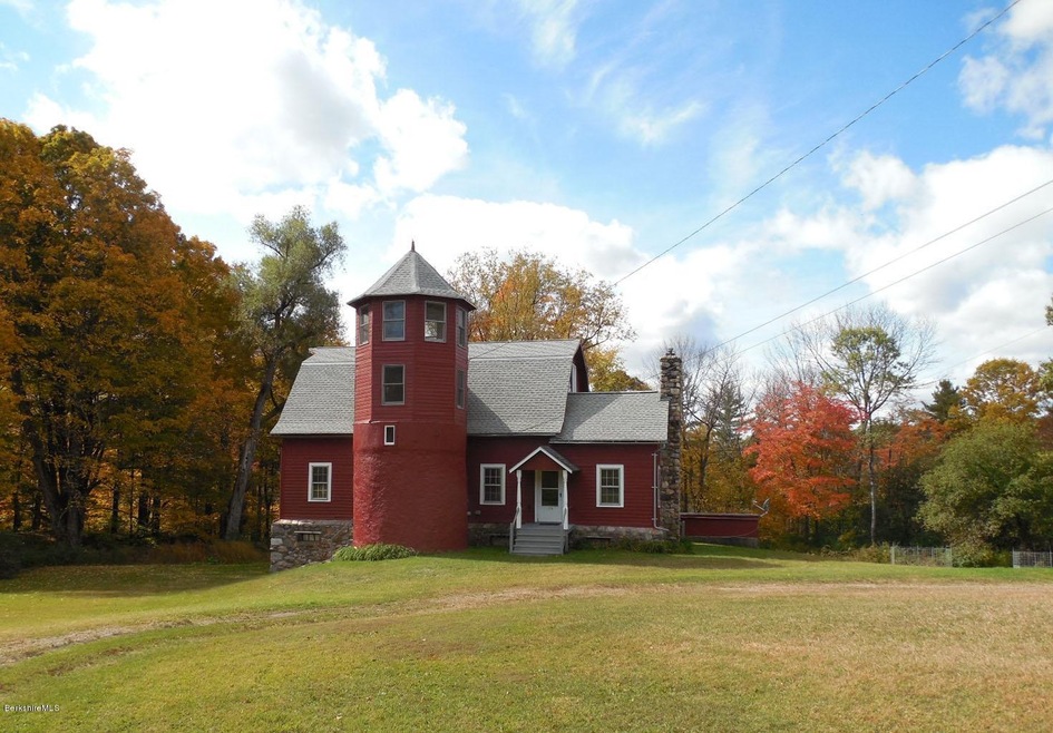 179 Division St, Great Barrington, MA 01230 - photo 1