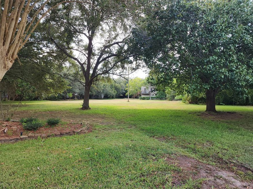 2306 Powell St, Bay City, TX 77414 - photo 1